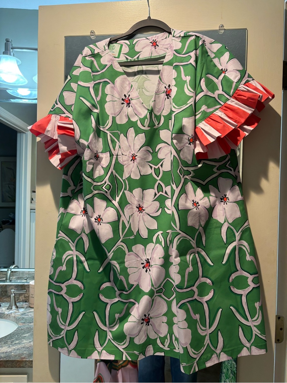 House of MBR 3 Star. Caftan Palm Green